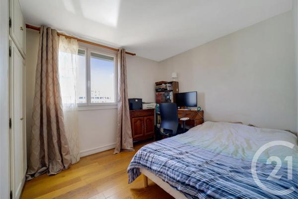 Appartement F3 à vendre  3 pièces - 53 m 2   VANVES  - 92