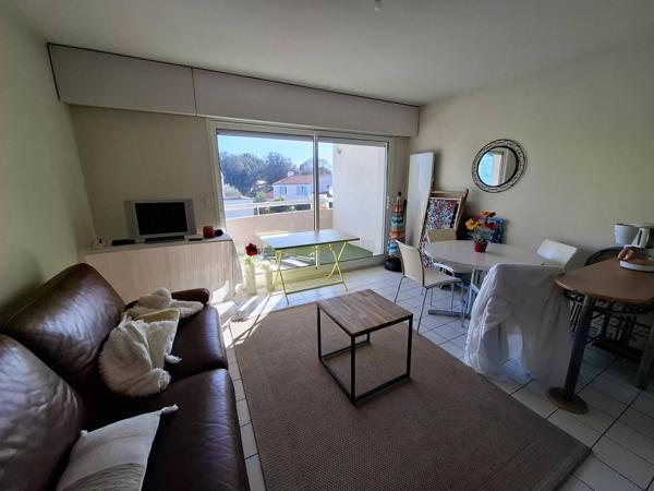 appartement Les Sables-d'Olonne T2 avec balcon, cave et parking au coeur de La Pironnière