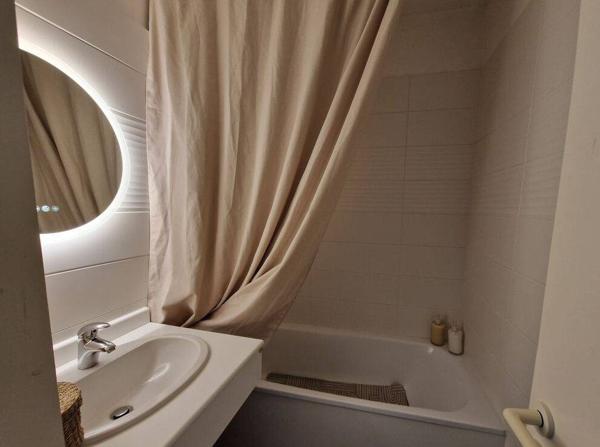 appartement Les Sables-d'Olonne T2 avec balcon, cave et parking au coeur de La Pironnière