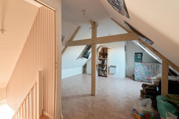 Maison avec grand terrain, idéalement située entre Vitré et Balazé