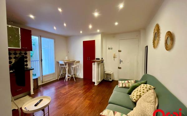 Appartement à vendre    2 pièces • 35,77 m2 Marseille 7