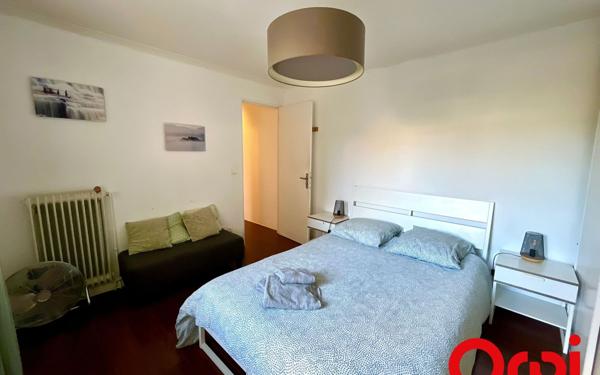 Appartement à vendre    2 pièces • 35,77 m2 Marseille 7