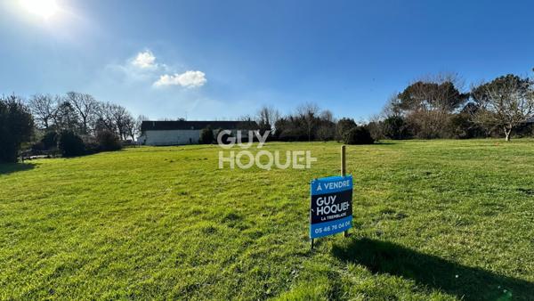 Terrain constructible à vendre à Etaules - Référence 12631