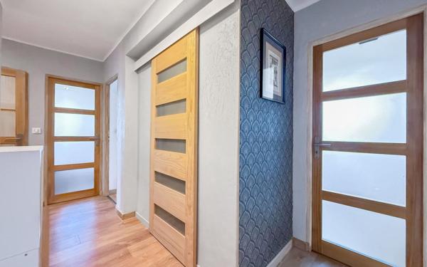 Appartement à vendre    4 pièces • 64 m2 Nice