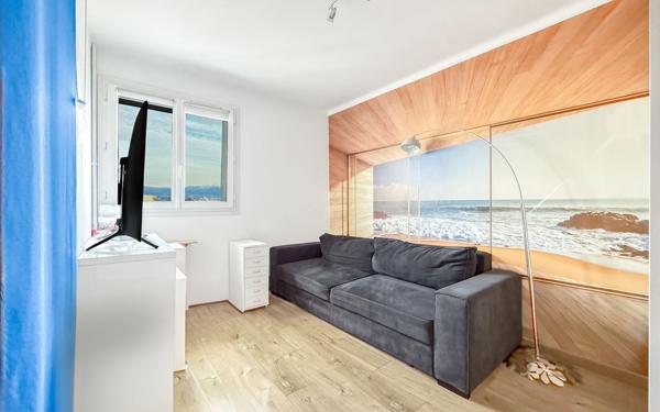 Appartement à vendre    4 pièces • 64 m2 Nice