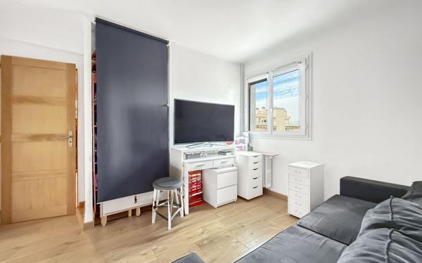 Appartement à vendre    4 pièces • 64 m2 Nice