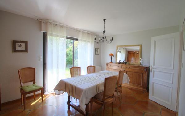 Maison à vendre    5 pièces • 145 m2 La Chapelle-Saint-Mesmin