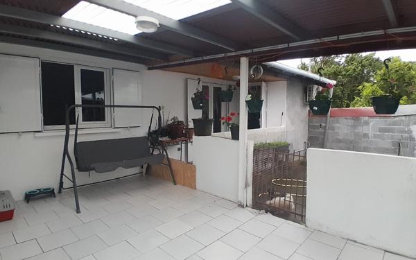 Maison à vendre    4 pièces •  Saint-Benoît