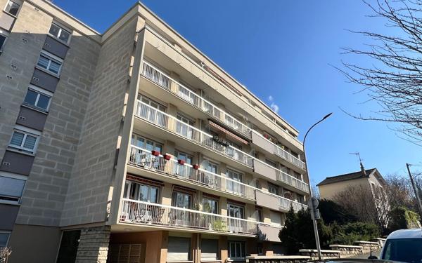Appartement à louer    1 pièce • 27,27 m2 Bry-sur-Marne