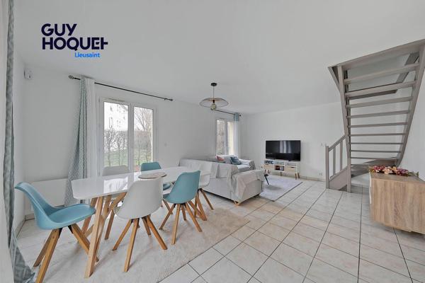 Maison T5 en excellent état // PROCHE DES COMMODITEES AU CALME !!