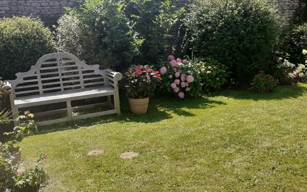 Maison à vendre    7 pièces • 145 m2 Saint-Aubin-sur-Mer