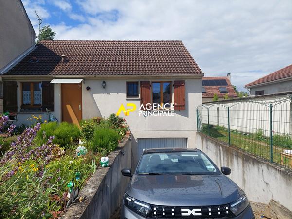 BEZONS Maison de Plain-pied 4 pièces 372 750 € **  - Référence  4496