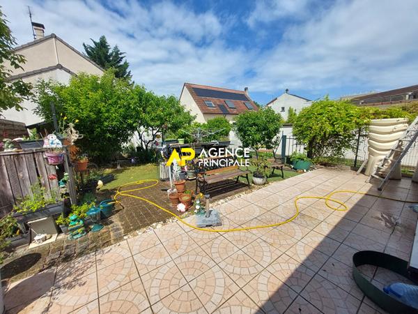 BEZONS Maison de Plain-pied 4 pièces 372 750 € **  - Référence  4496