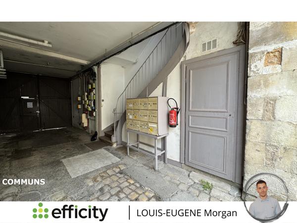 Immeuble 33 pièces - 682 m²