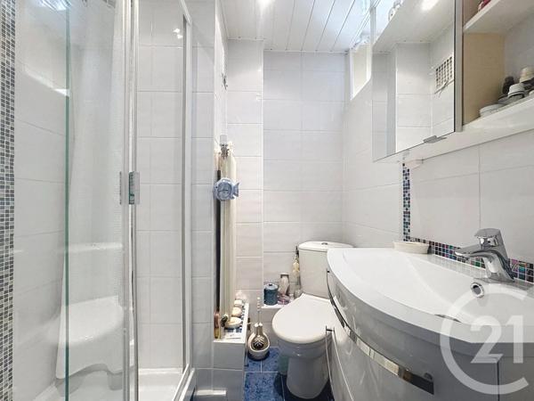 Appartement F3 à vendre  3 pièces - 57,67 m 2   BELFORT  - 90
