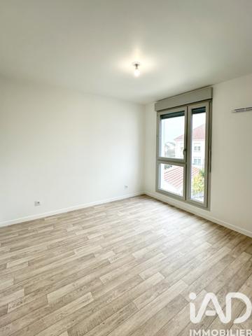 Location appartement 3 pièces 65 m² Roissy-en-Brie