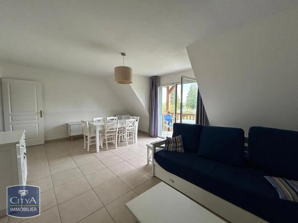 Appartement à louer 3 pièces 55.89m² Saint-Arnoult (14800)