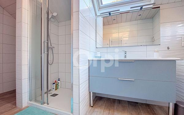 Maison à vendre    5 pièces • 183,33 m2 Mercury