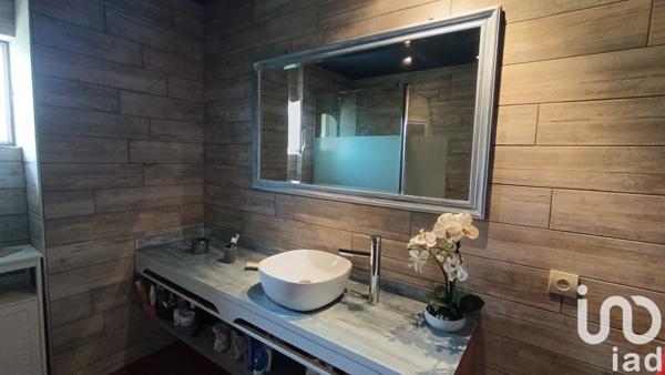 Maison à vendre 6 pièces 233 m² Montendre