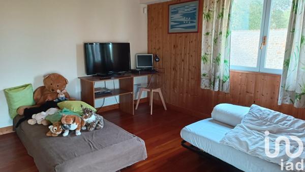 Maison à vendre 6 pièces 233 m² Montendre