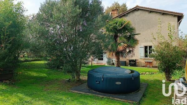 Maison à vendre 6 pièces 233 m² Montendre