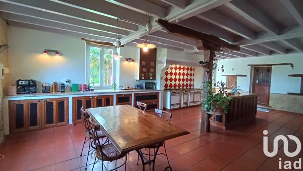 Maison à vendre 6 pièces 233 m² Montendre