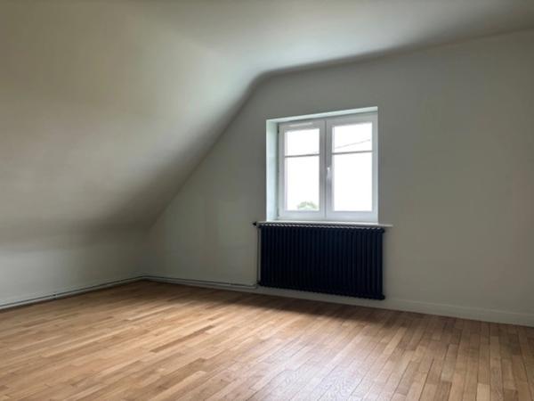 VUE MER, Anse de GOULIEN , maison d’architecte rénovée avec vue dégagée