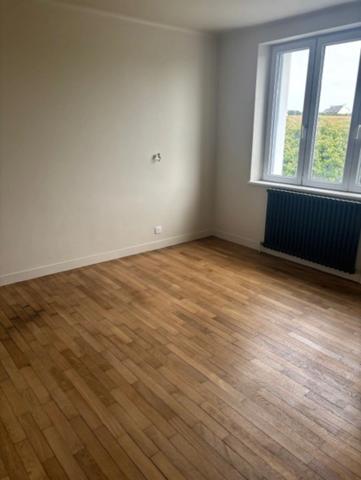 VUE MER, Anse de GOULIEN , maison d’architecte rénovée avec vue dégagée