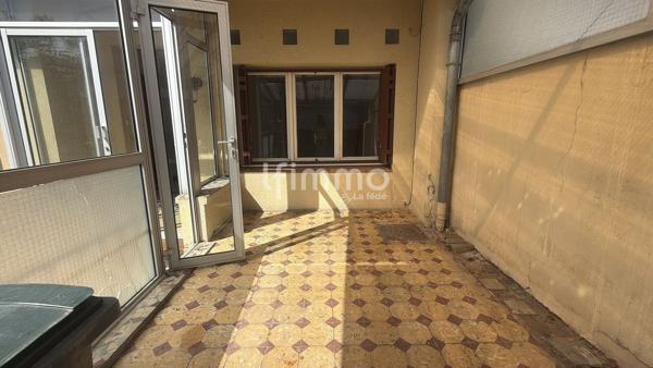 Exclusivité - Maison avec jardin et beau potentiel !