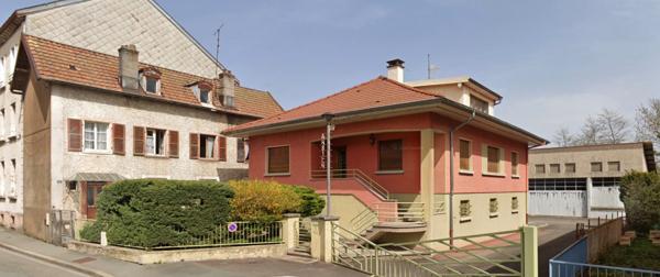 Opportunité investisseurs : ensemble immobilier complet (maison + immeuble + hangar)