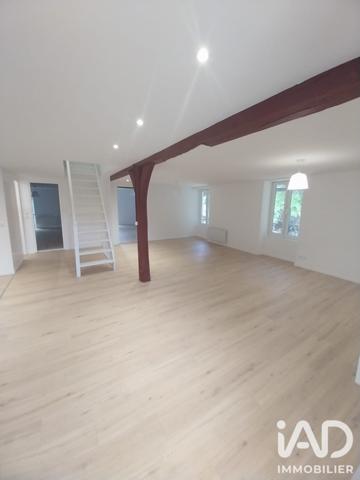 Location appartement 6 pièces 131 m² Le Mée-sur-Seine