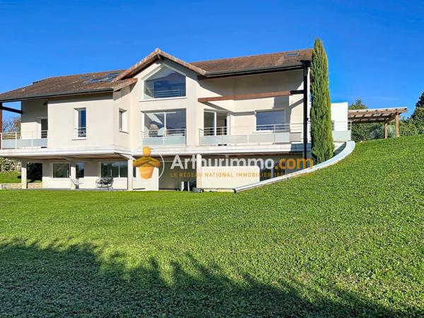 Vente Maison 8 pièces 278 m2 à Bourgoin-Jallieu