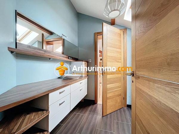 Vente Maison 8 pièces 278 m2 à Bourgoin-Jallieu