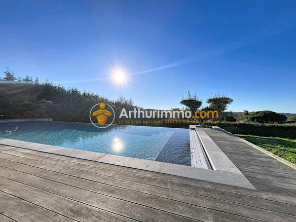 Vente Maison 8 pièces 278 m2 à Bourgoin-Jallieu