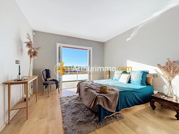 Vente Maison 8 pièces 278 m2 à Bourgoin-Jallieu