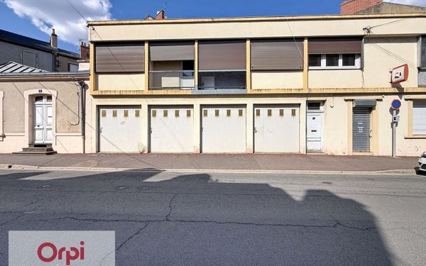 Stationnement à louer