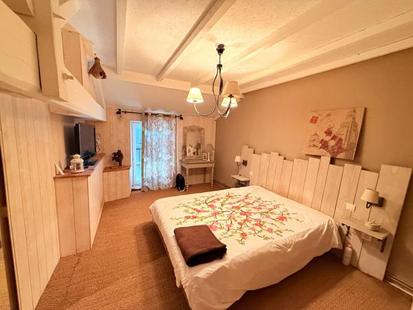 Maison au coeur d'un magnifique village