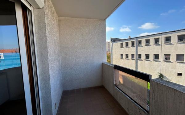 Appartement à vendre    1 pièce • 45 m2 Le Péage-de-Roussillon