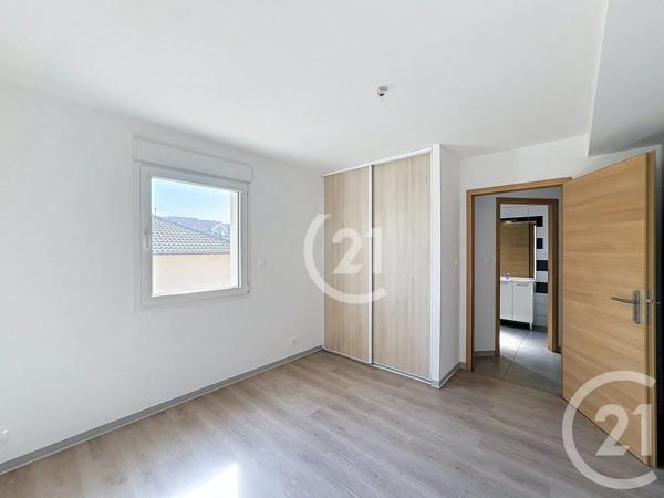 Appartement T4 à vendre  4 pièces - 72,08 m 2   VALDOIE  - 90