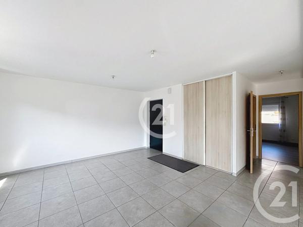 Appartement T4 à vendre  4 pièces - 72,08 m 2   VALDOIE  - 90