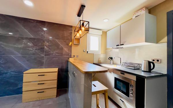 Appartement à vendre    1 pièce • 23 m2 Strasbourg