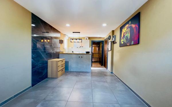 Appartement à vendre    1 pièce • 23 m2 Strasbourg