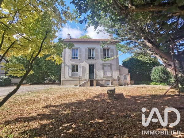 Maison à vendre 8 pièces 244 m² Brie-Comte-Robert