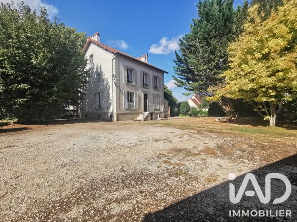 Maison à vendre 8 pièces 244 m² Brie-Comte-Robert