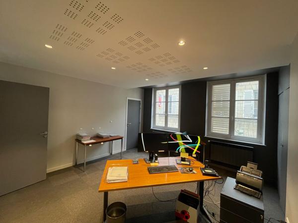 A LOUER BUREAUX 205 m2 COMPIEGNE PALAIS IMPÉRIAL