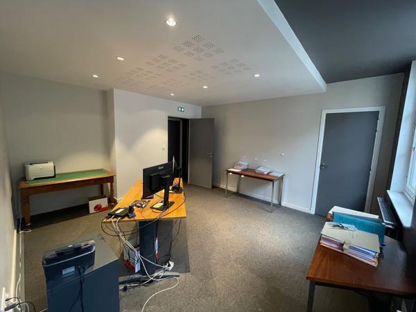 A LOUER BUREAUX 205 m2 COMPIEGNE PALAIS IMPÉRIAL