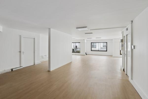 Bureaux à vendre à LEVALLOIS PERRET 92300