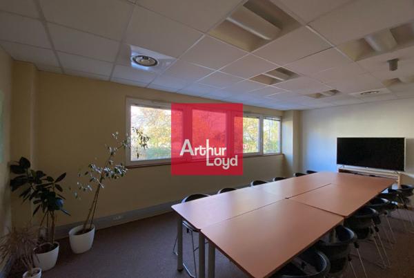BUREAUX A VENDRE 155 m² - MONTBONNOT
