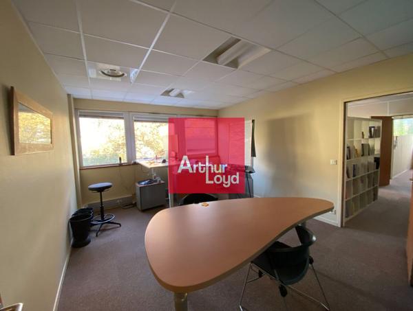 BUREAUX A VENDRE 155 m² - MONTBONNOT