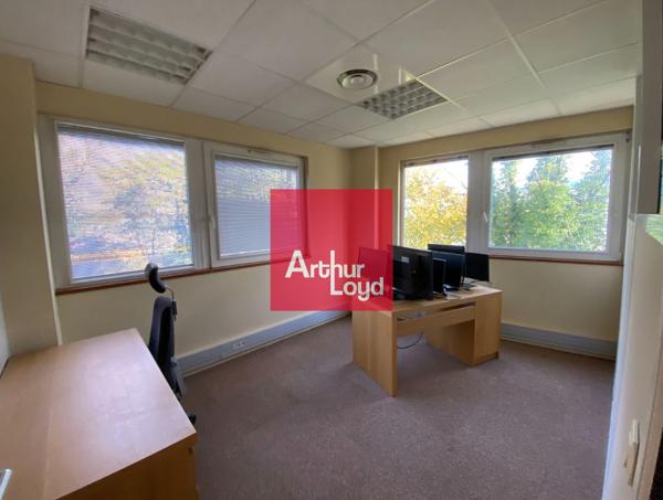 BUREAUX A VENDRE 155 m² - MONTBONNOT